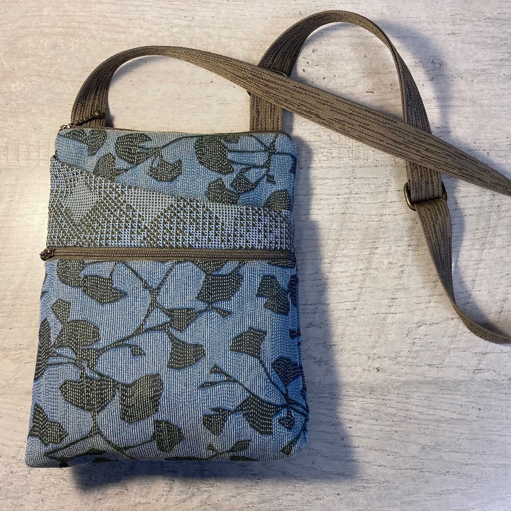 MARUCA CROSS BODY BAG